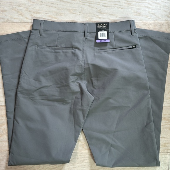 Banana Republic slacks flat front - Picture 3 of 3